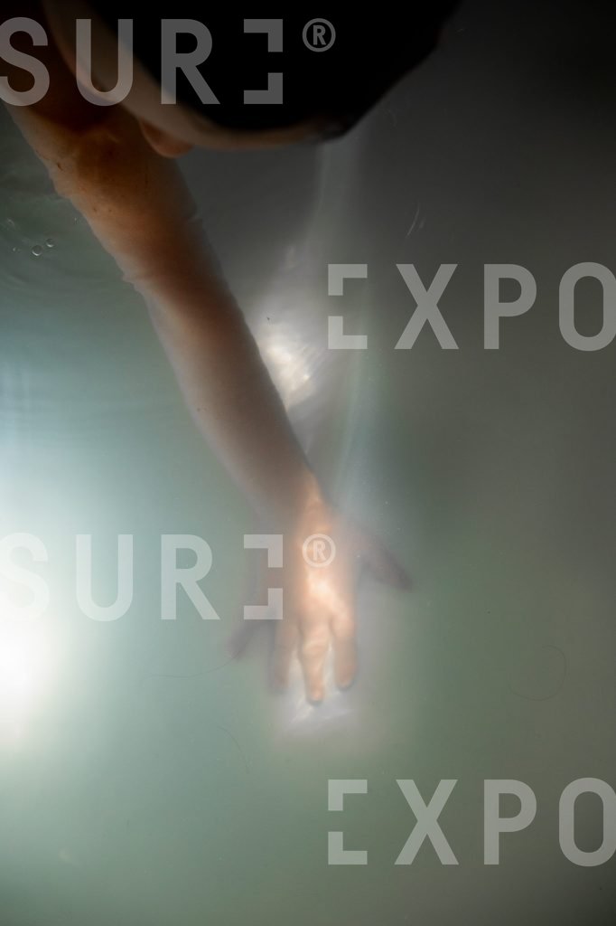 Underwater hand