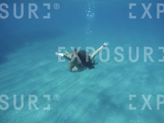 Girl underwater Greece 03