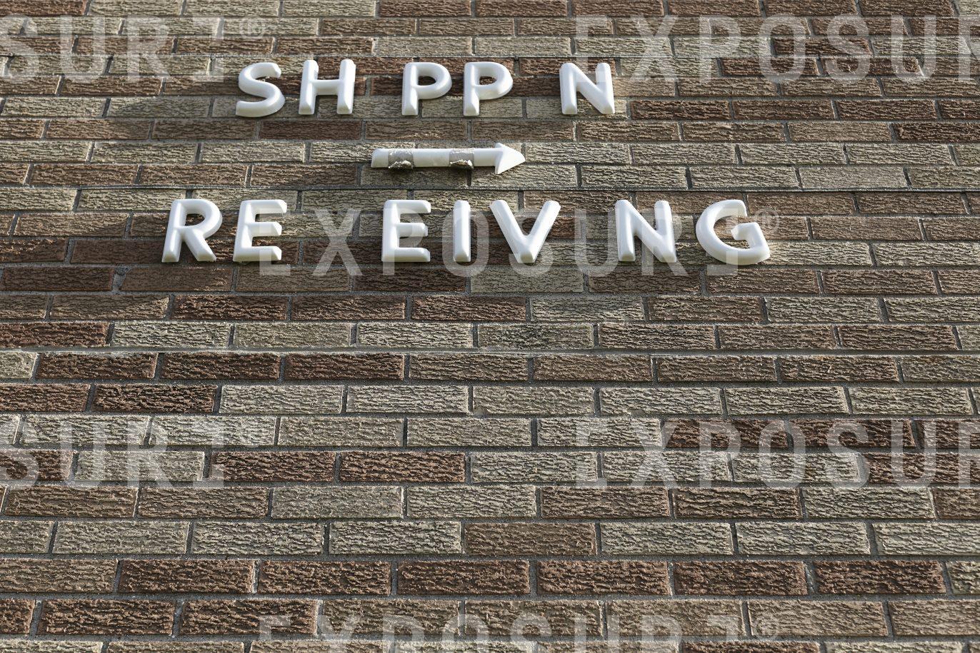 Illinois, shipping and receiving