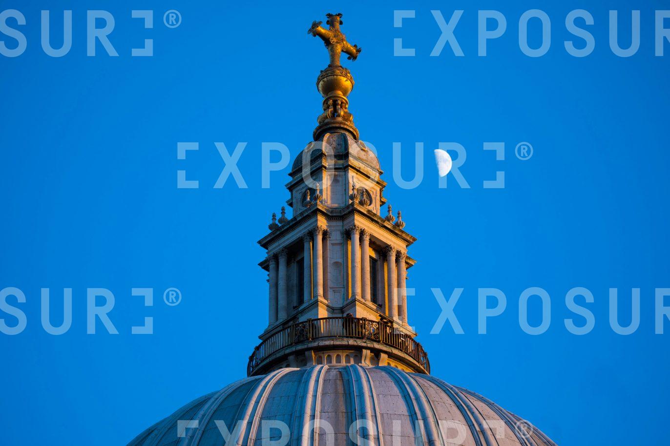 St Pauls moon