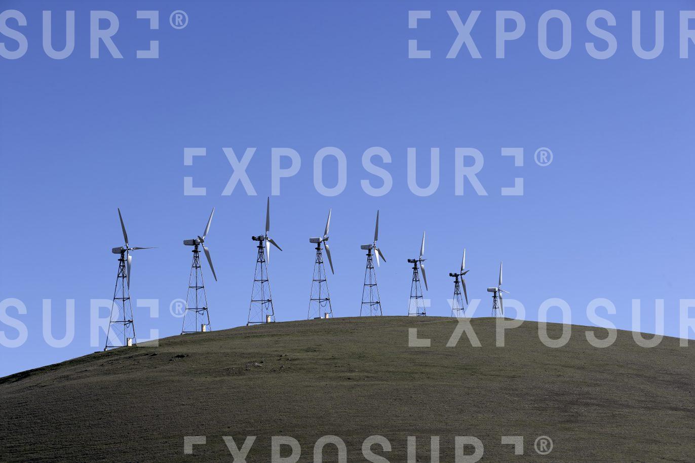 Hilltop California wind turbines