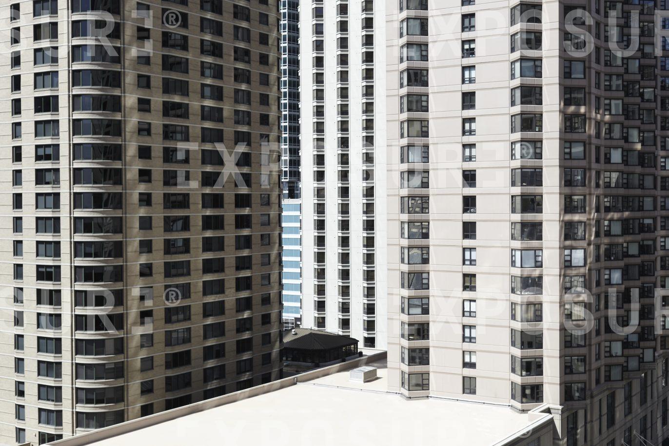 Illinois, downtown apartment blocks