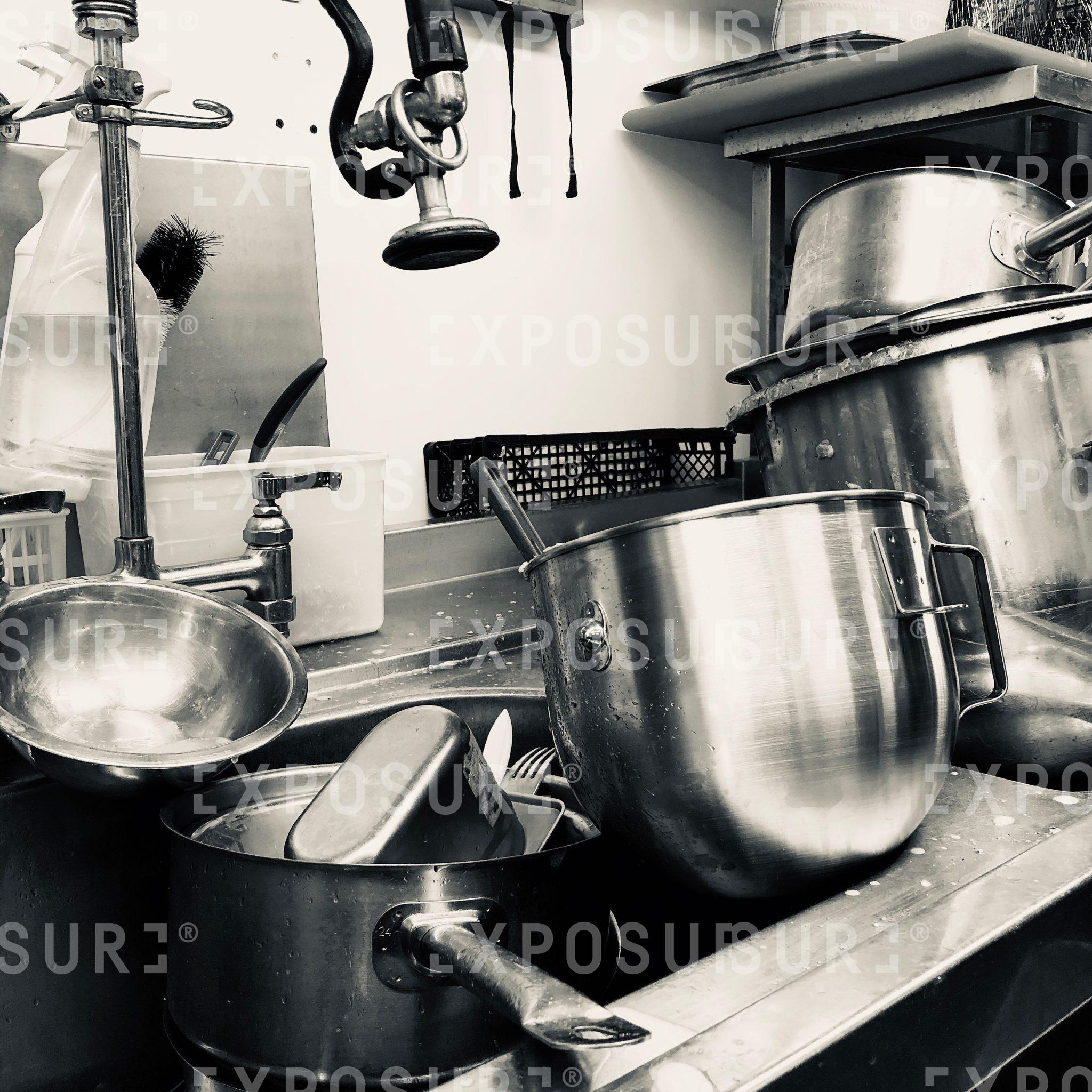 Chef’s kitchen sink