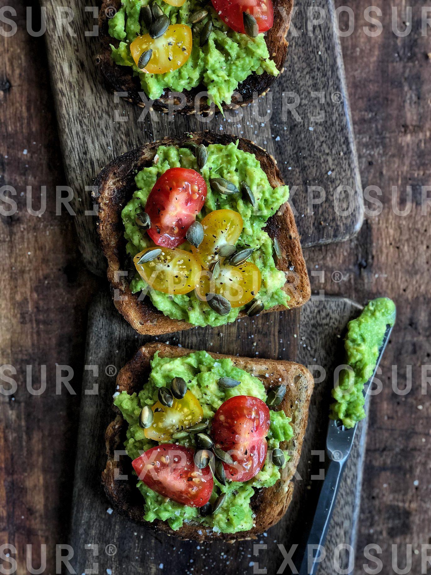 Smashed avocado on toast