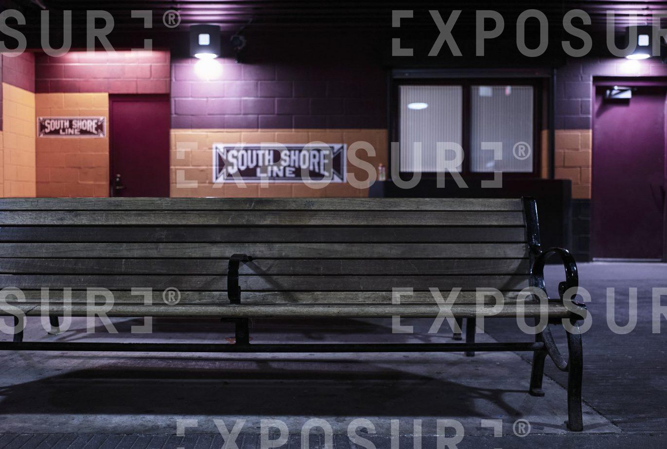 Benches, Chicago railway station