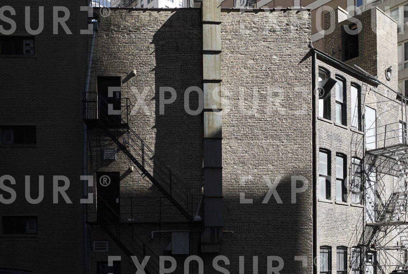 Contrasting light on building, Chicago