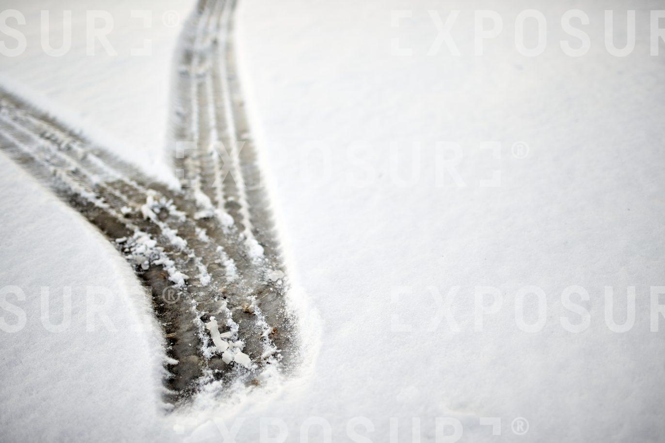 Tyre tracks in snow, Midwest
