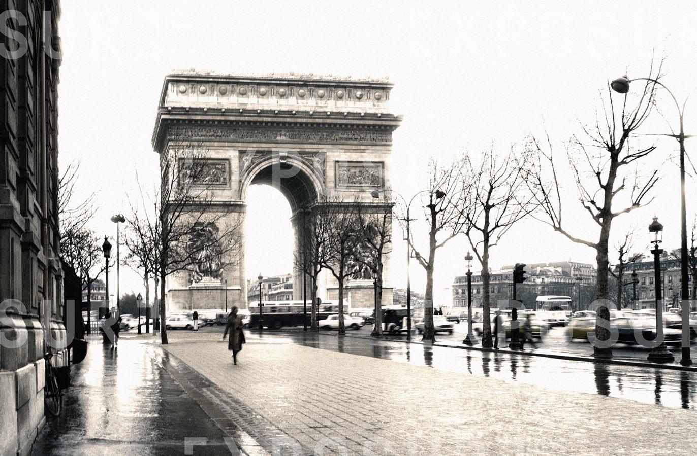Arc de Triomphe Paris 1980